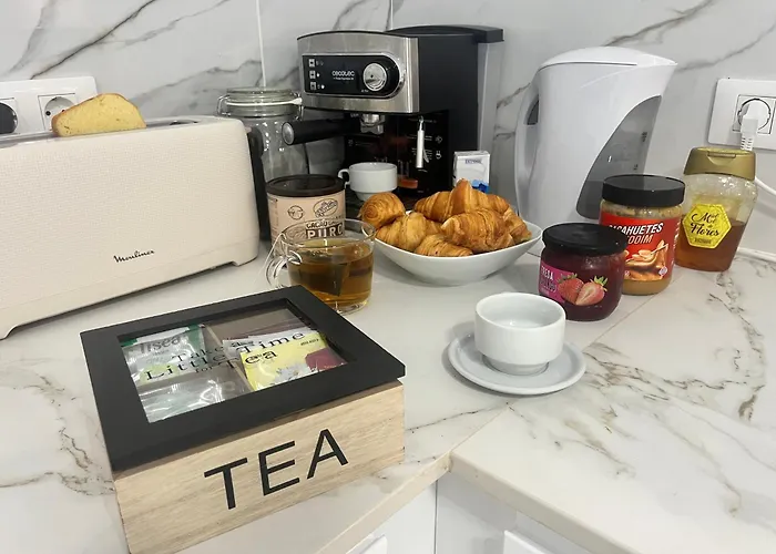 אכסניה French Connection